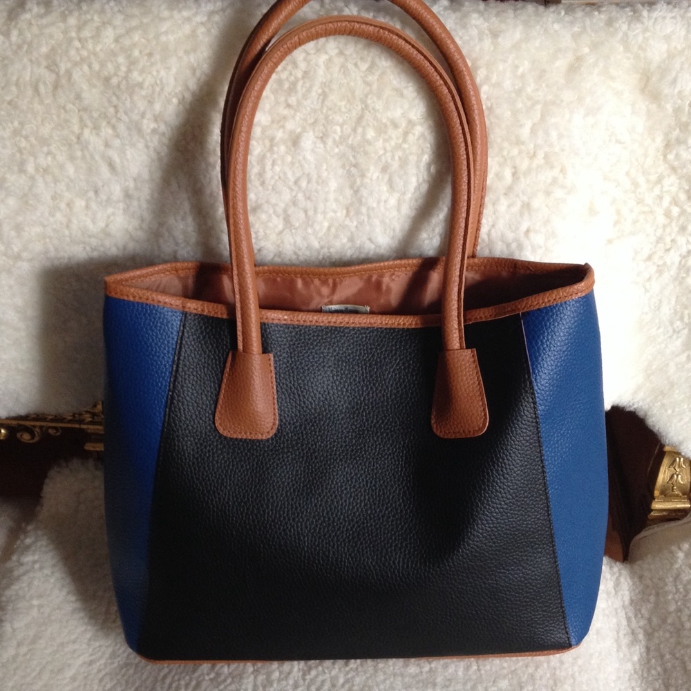 🍃🌿Tri-colored Tote
